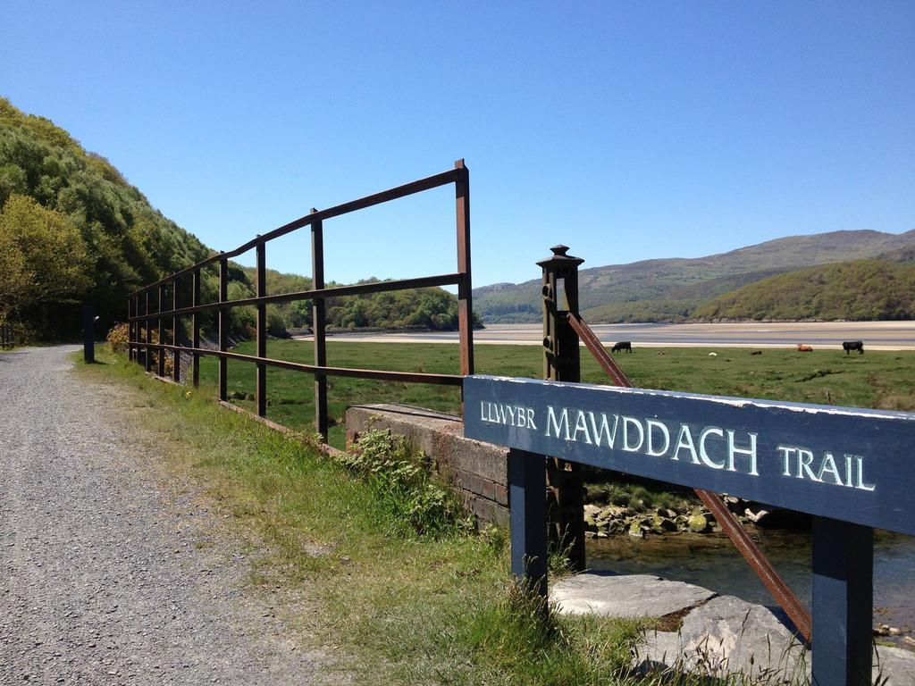 Snowdonia Snug - Studio Style Accommodation Dolgellau Exterior foto